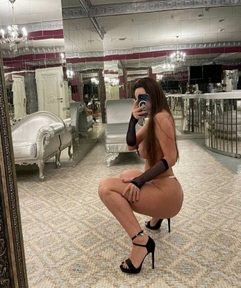 Проститутка Дина